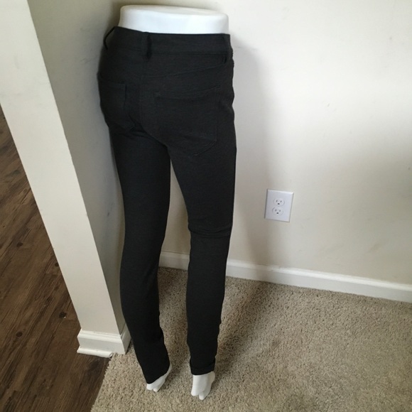 Loft - Picture 2 of 5